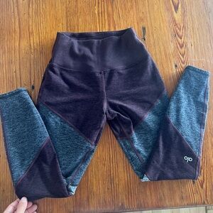 Alo Yoga Two-Tone Leggings